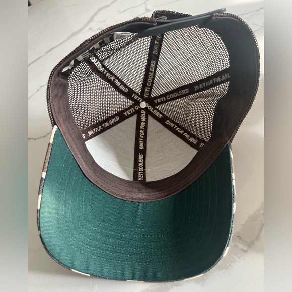Yeti trucker hat - Picture 3 of 4